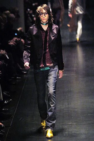 Look 15
